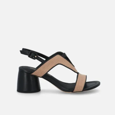 SANDALIA DE CUERO NEGRO CON TACON